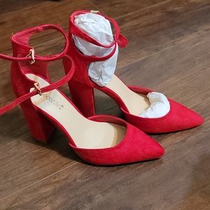 Chunky heel red pumps